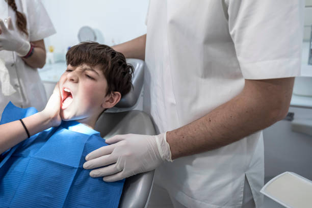 Lam, AR Emergency Dentist Pros